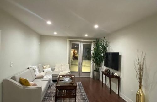 Downtown Casa | Glendale Americana 2 Bedroom 2 Bathroom Condo