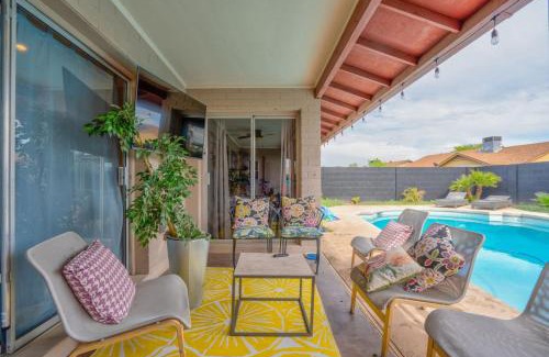 Country Meadows Casa | Glendale Getaway Pool