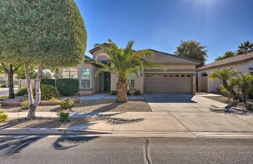 Rovey Farm Estates Casa | Glendale Getaway with Outdoor Pool and Gas Grill!