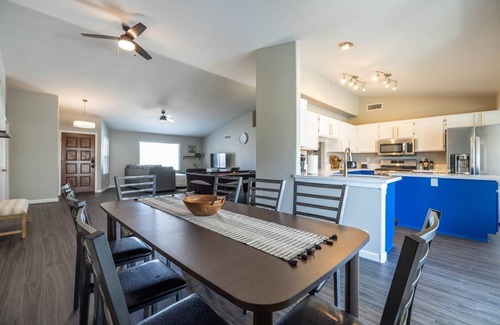 La Buena Vida Condominio | Glendale Keim 4 Bedroom Home by RedAwning