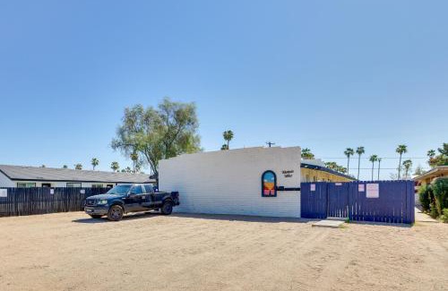 Glendale Apartamento | Glendale Unit with Private Yard Near Sports Venues!