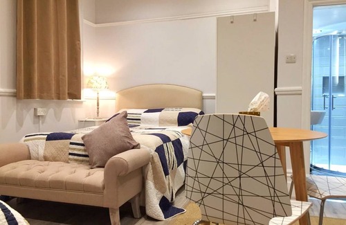 Bickley Hotel | Glendevon House Hotel