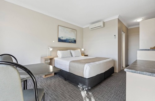 Glenelg Hotel | Buffalo Motor Inn