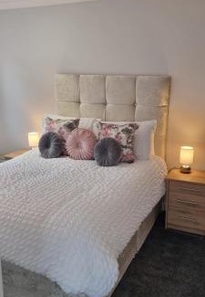 Balloch Cama Y Desayuno | Glenfern Guest House and a separate Cottage with its own private hot tub