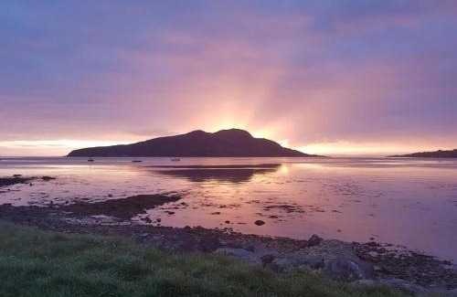 Lamlash Hotel | Glenisle Hotel