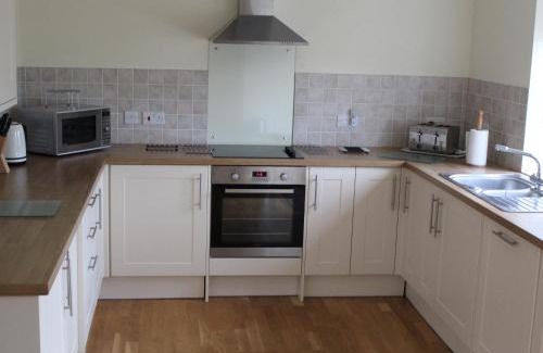 Usk Casa | Glenview Lodge accommodation, Monmouthshire