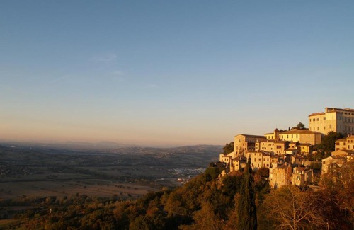 Todi Apartamento | Gli Appartamenti Di Torre Bertona