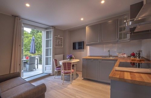 Belgirate Apartamento | GLICINE di Forestry MAGNOLIA