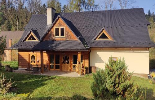 Bialy Dunajec Chalet De Esquí | GLICZAROWA OSADA, Chata 18 osób, Domek 8 osób NA WYŁĄCZNOŚĆ, 8 sypialni z łazienkami, spokój, przyroda, wyjątkowe miejsce