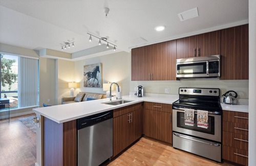 Woodbury Hotel | Global Luxury Suites at Woodbury