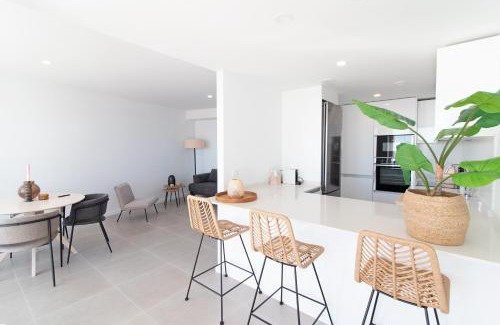 Canet de Berenguer Apartamento | Global Properties, Moderno apartamento de dos terrazas con increibles vistas al mar