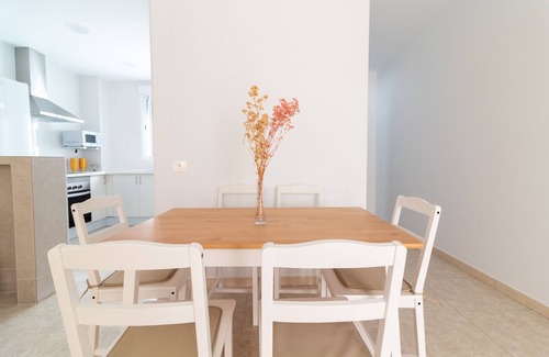 El Grau de Moncofa Chalet De Esquí | Global Properties: Vivienda con 3 habitaciones y terraza en Moncofar