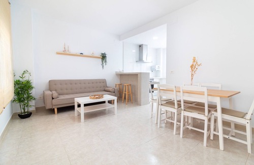 El Grau de Moncofa Chalet De Esquí | Global Properties: Estupenda vivienda mediterránea cerca del mar