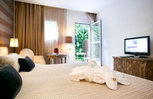 Palomas Hotel | Globales Acis y Galatea