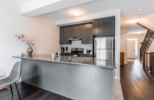Stoney Creek Apartamento | GLOBALSTAY. Modern Townhomes on Lake Ontario