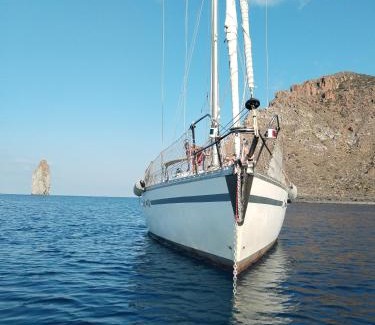 Castellammare Vucciria Alquiler De Eote | Gloria Sailing