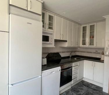 Burgos Apartamento | Glorieta del Peregrino en Burgos