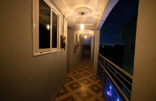 Accra Casa | Glorious Adjoba