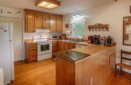 Franklin Casa | Glorious Mountain View! - Still's Hill