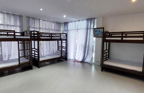 Calatagan Casa | Glory's Garden Guesthouse