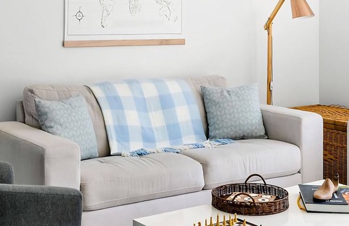 Valla Beach Casa | Glossies at Coastal Retreat is the perfect place to put your feet up and escape.