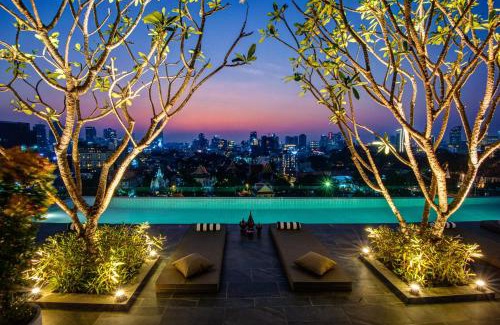 Daun Penh Hotel | GLOW PARK HOTEL Grand Royal Palace