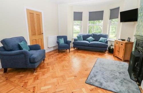 Rhosgoch Casa | Glyn Ewryd