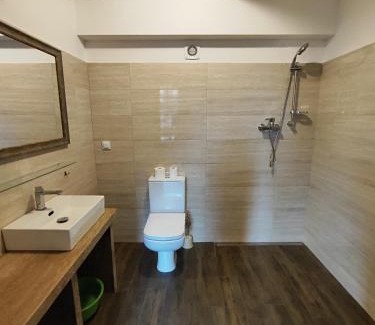 gmina Parzeczew Apartamento | Gościniec Villa Romana
