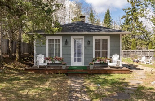 Lake Placid Cabaña | ★ GO-Cottage | 2 habitaciones | Wifi | Patio | Caminar a la ciudad ★
