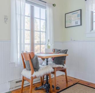 Lake Placid Casa | GO-Cottage Studio