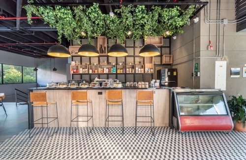 Guayabal Apartamento | Go Living 1015 · Cozy Loft apt, kitchenette and AC with coworking