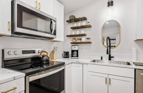 Stafford - Tualatin Valley Casa | Goat Shed