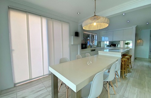 Cronulla Apartamento | Gobsmacking Views with Direct Beach Access 2