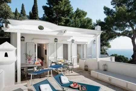 Marina Piccola Villa | GOCCE VILLAS - Villa Bouganvillea Superb Capri Villa with Views