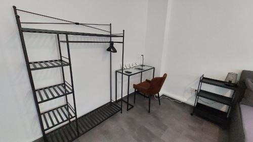 Stadtbezirke I Apartamento | Gockel Homes 1 - Zentral mit Balkon & Netflix