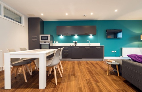 Newry Apartamento | 1-Apartamento-De Lujo-Baño Privado-vista al canal