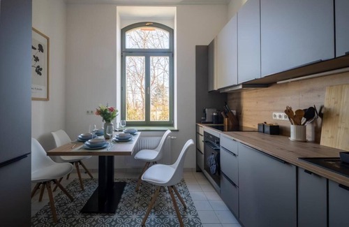 Strehlen Apartamento | Goethe Palais", ruhig, "Großer Garten", Arbeitsplatz, Appartement ", eigener Parkplatz, Smart-TV