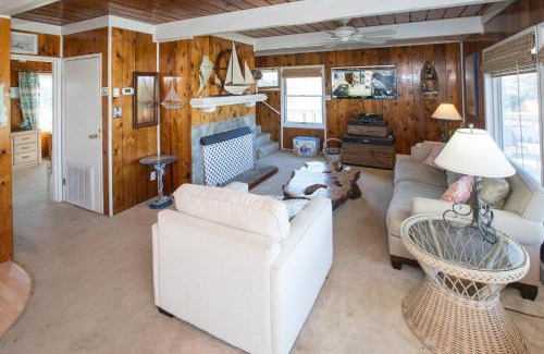Sandbridge Casa | Going Coastal
