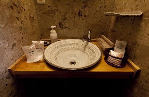 Takaharu Casa | Gokuraku Onsen Takumi No Yado