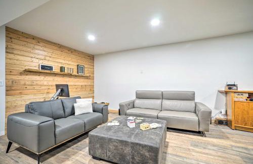 Gold Bar Casa | Gold Bar Cabin on Skykomish River Heated Swim Spa