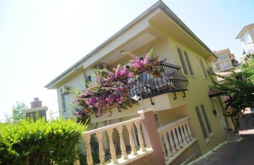 Kargicak Apartamento | Gold City Private Pool Villa 3+1 with Free AquaPark