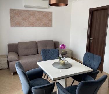 Hajduszoboszlo Apartamento | Gold de luxe Apartman