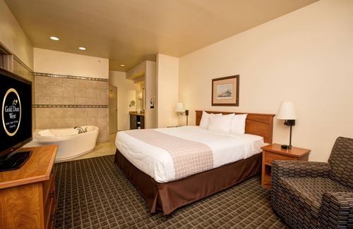 Carson City Hotel | Gold Dust West Carson City