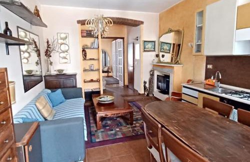 Centro Direzionale Apartamento | GOLD HOUSE appartamento stazione centrale