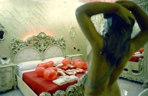 Torre Angela Apartamento | Gold luxury suite home roma