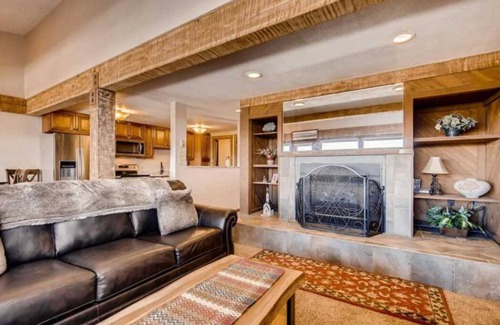 Baldy Mountain Complejo | Gold Point Resort 3-Bedroom - Amazing View - Pet Friendly Breckenridge Lodging.