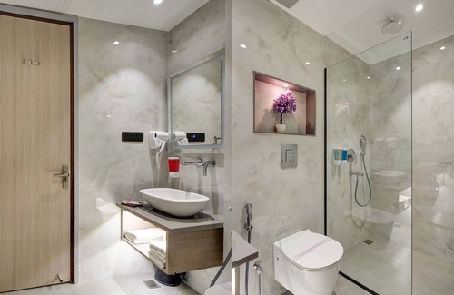 Paharganj Hotel | Gold The Royal