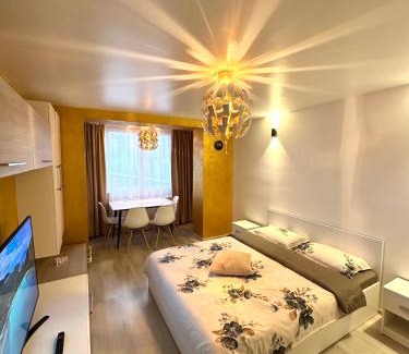 Toplita Apartamento | Gold Vibe Apartment