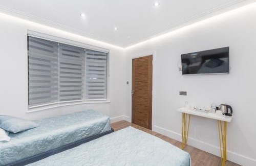 Hale Casa | Goldbeaters House