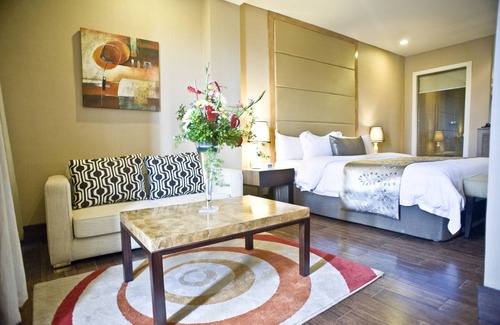 Lapu-Lapu Hotel | Goldberry Suites & Hotel Mactan